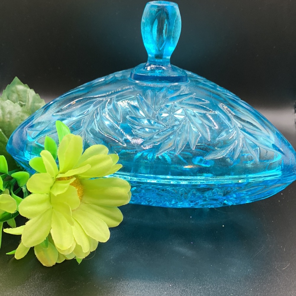 Blu Aqua Hazel triangular footed candy dish vintage